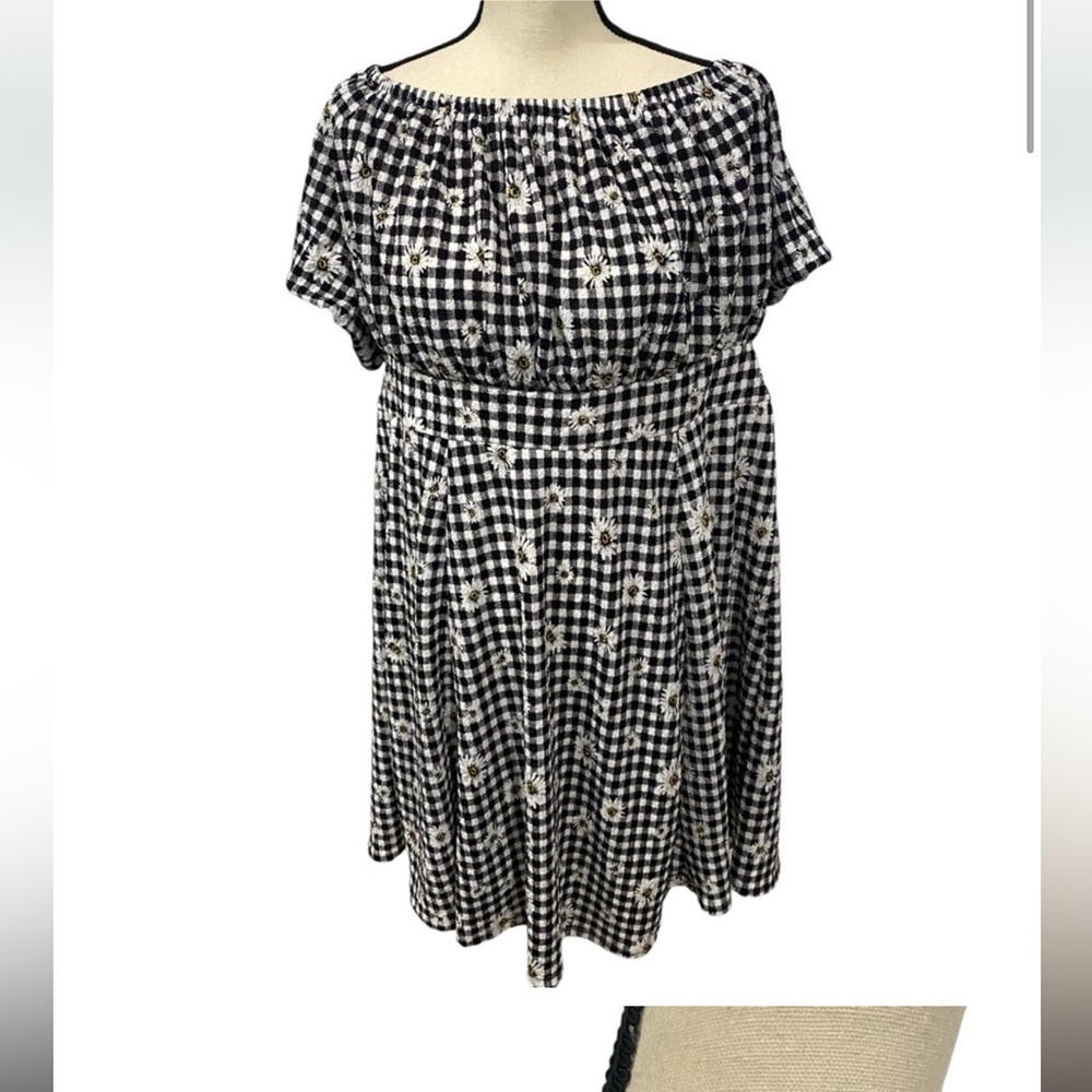 Torrid Mini Textured Knit Puff Sleeve Skater Dress - Picture 4 of 8